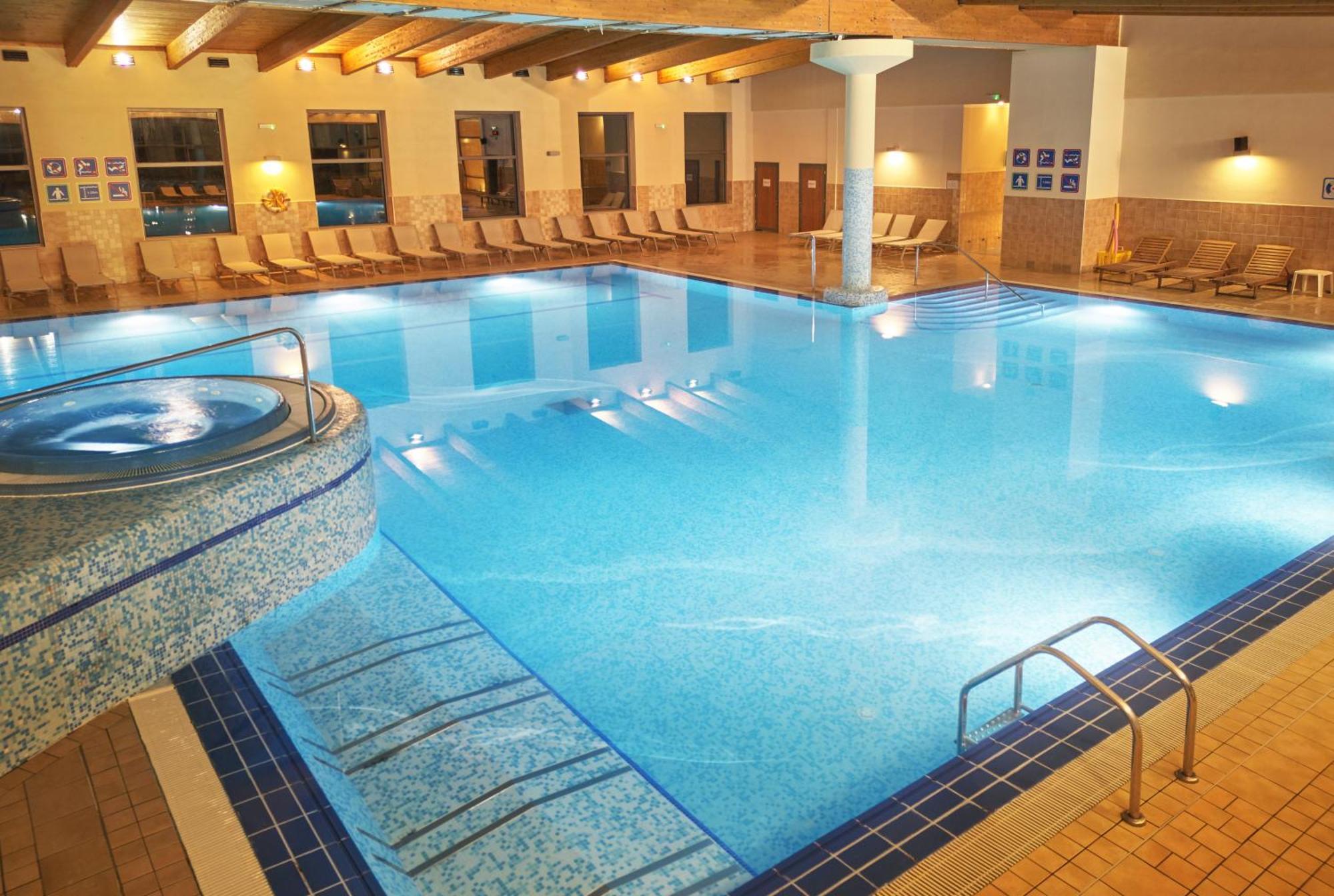 Hotel - & Adria 4*