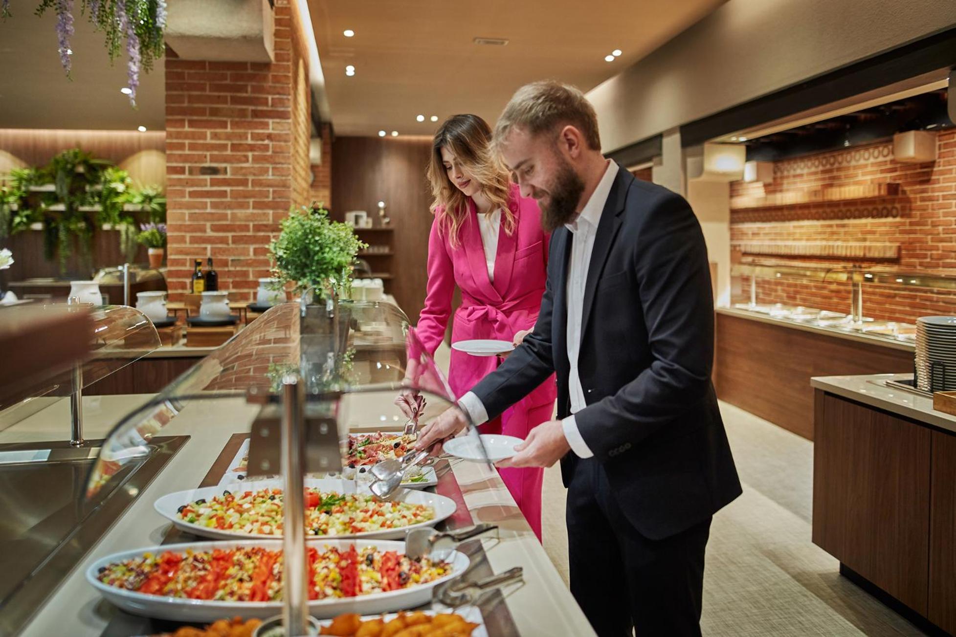 - & Adria Hotel Ankaran